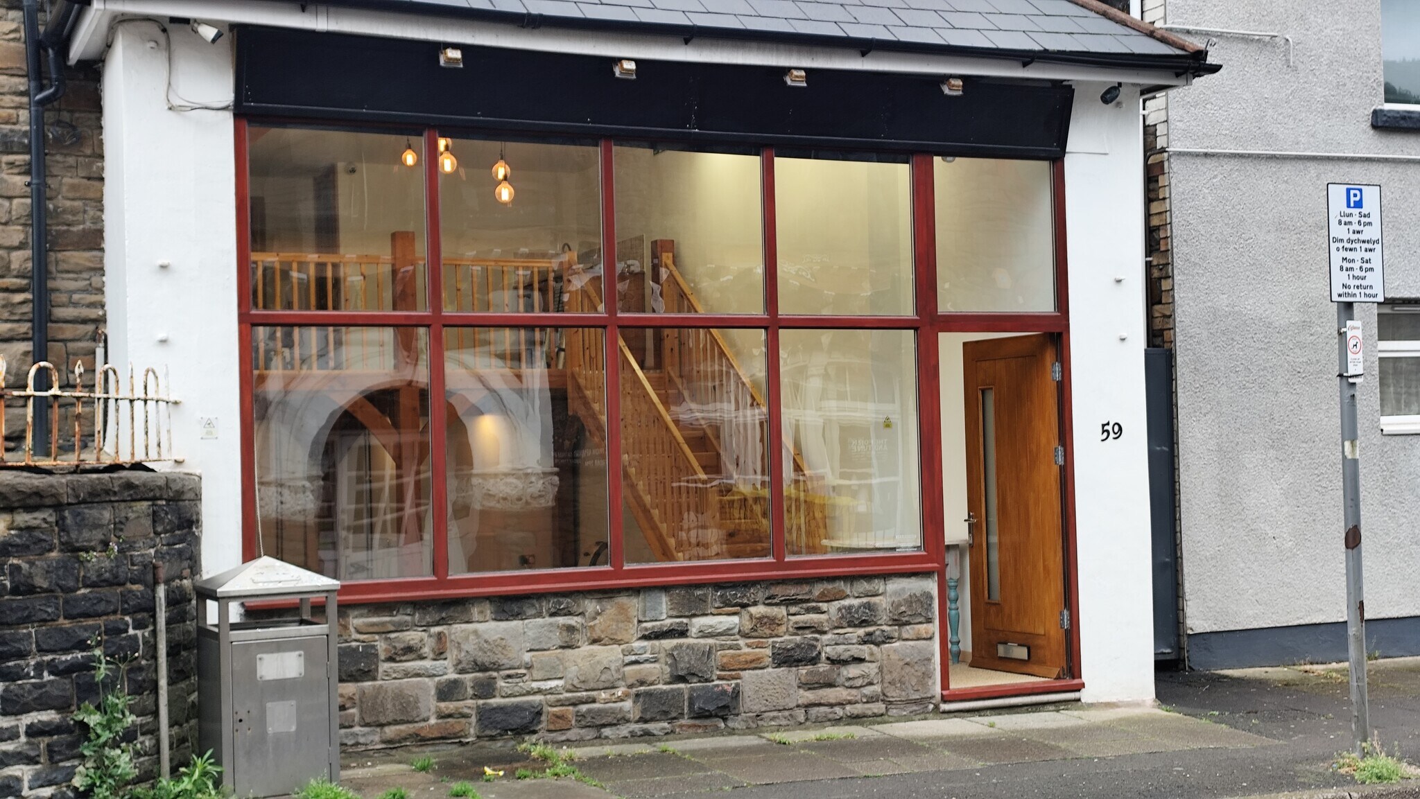 59 Newport Rd, Cwmcarn for sale Building Photo- Image 1 of 1