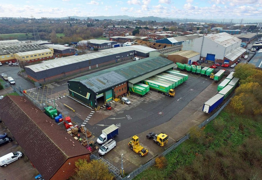 Wallows Rd, Brierley Hill for rent - Building Photo - Image 1 of 1