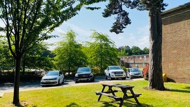 70 Churchill Sq, West Malling to rent Building Photo- Image 2 of 4