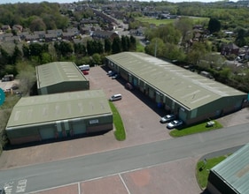 Waterloo Rd, Telford to rent Building Photo- Image 1 of 4