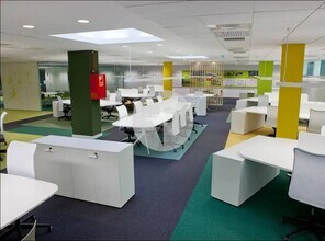 Camí de Can Camps, 17-19, Sant Cugat del Vallès, Barcelona to rent Interior Photo- Image 2 of 12