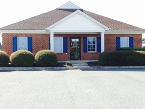 18321 Forest Rd, Lynchburg, VA for sale Primary Photo- Image 1 of 1