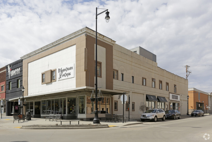 2 Main St S, Minot, ND for sale - Primary Photo - Image 1 of 1