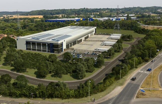 More details for Bath Rd, Reading - Industrial to Rent