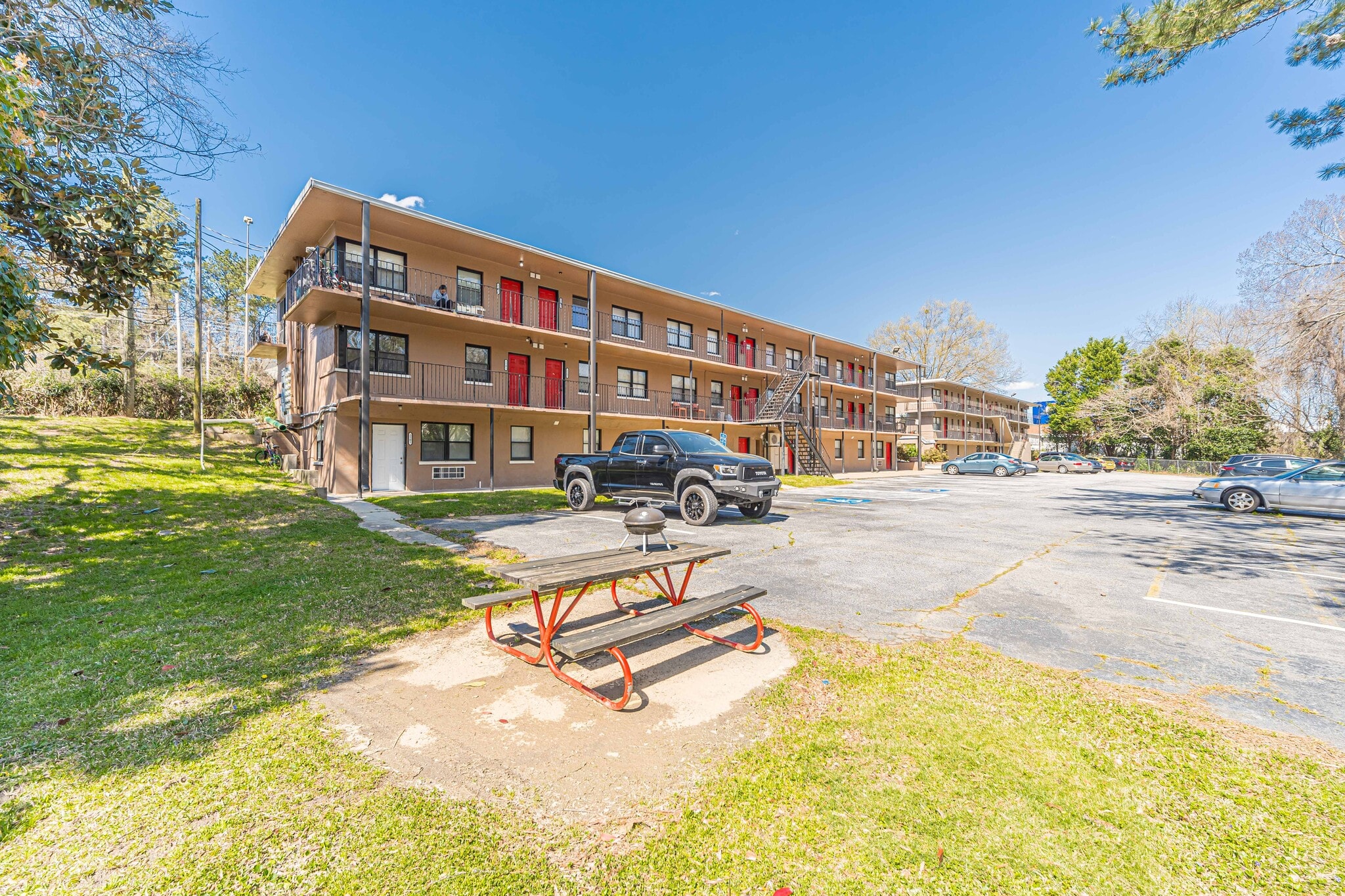 815-823 S Cobb Dr SE, Marietta, GA for sale Building Photo- Image 1 of 1