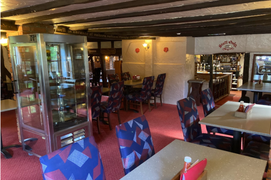 44 Ipswich Rd, Needham Market for sale - Interior Photo - Image 3 of 6