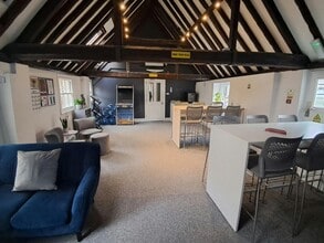 55-56 St Marys Butts, Reading to rent Building Photo- Image 2 of 5