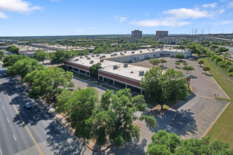 4150 Freidrich Ln, Austin, TX to rent - Building Photo - Image 2 of 14