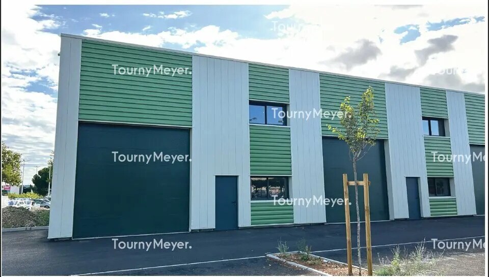 Light Industrial in Perpignan for sale - Building Photo - Image 2 of 5