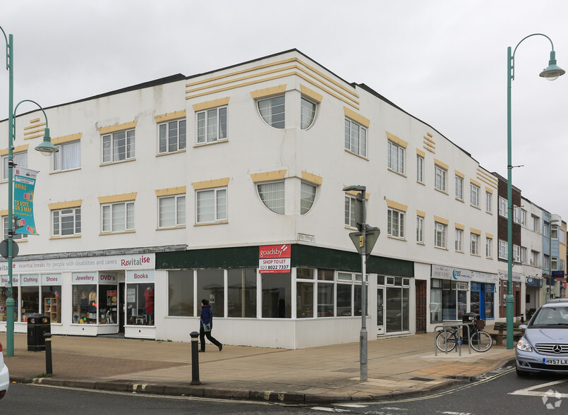 Marine Parade West, Gosport for sale - Primary Photo - Image 1 of 1