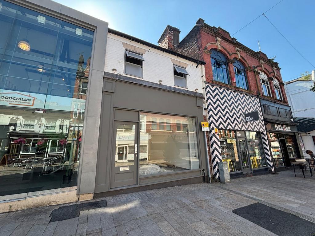 29 Piccadilly, Stoke On Trent to rent Building Photo- Image 1 of 15