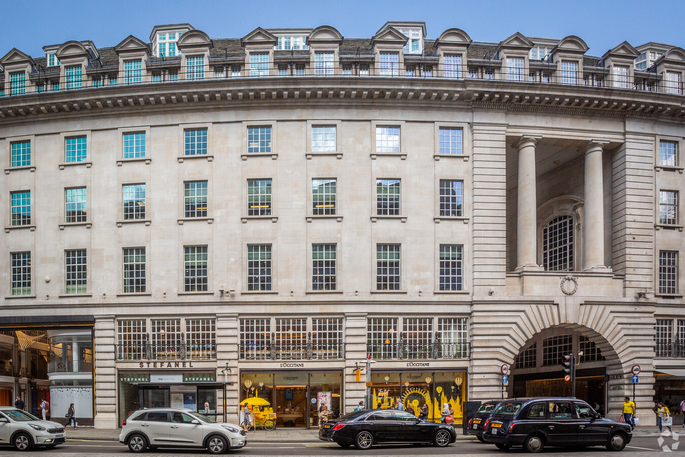 7 Air St, London W1B 5AD - Retail for Rent | LoopNet UK