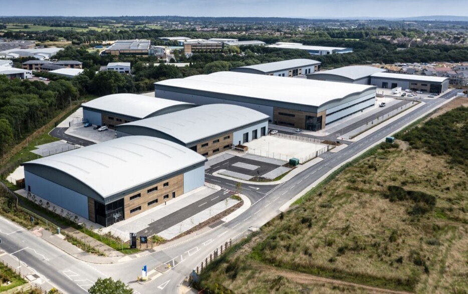 Downs Rd, Witney for sale - Primary Photo - Image 1 of 1