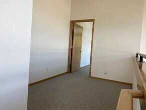 12911 SE Kent Kangley Rd, Kent, WA to rent Building Photo- Image 2 of 7