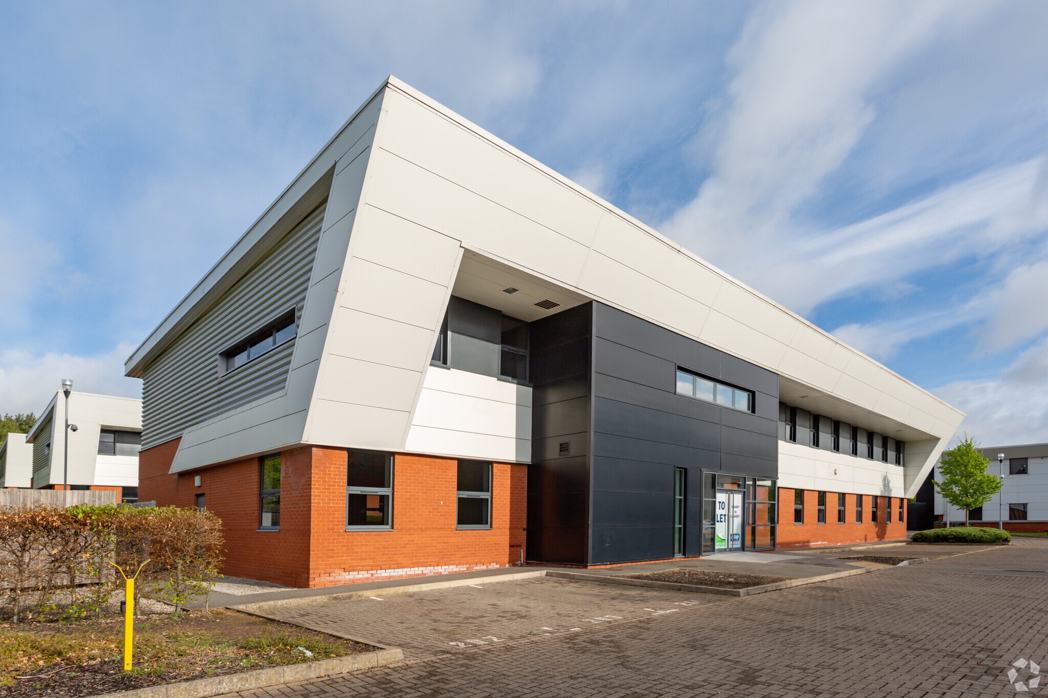 Little Oak Dr, Nottingham for sale Building Photo- Image 1 of 1