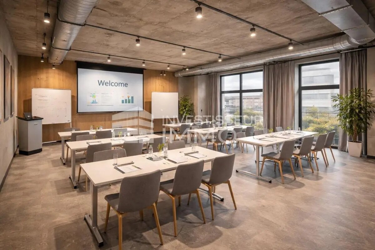 Retail in Ivry-sur-Seine for sale Interior Photo- Image 1 of 5