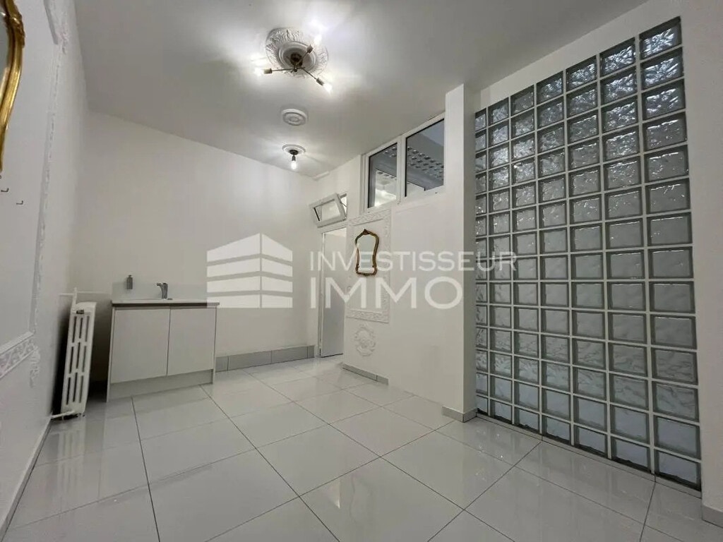 Location Commerce 84 m² - Photo 1