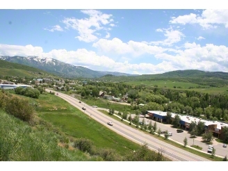 2851 Riverside Plz, Steamboat Springs, CO for rent - Building Photo - Image 2 of 13