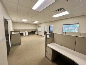 25106 Avenue Tibbitts, Valencia, CA for sale Interior Photo- Image 1 of 6