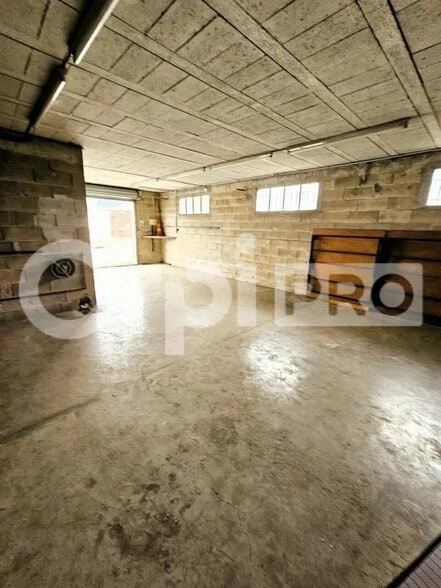 Light Industrial in Soissons for sale - Building Photo - Image 3 of 5