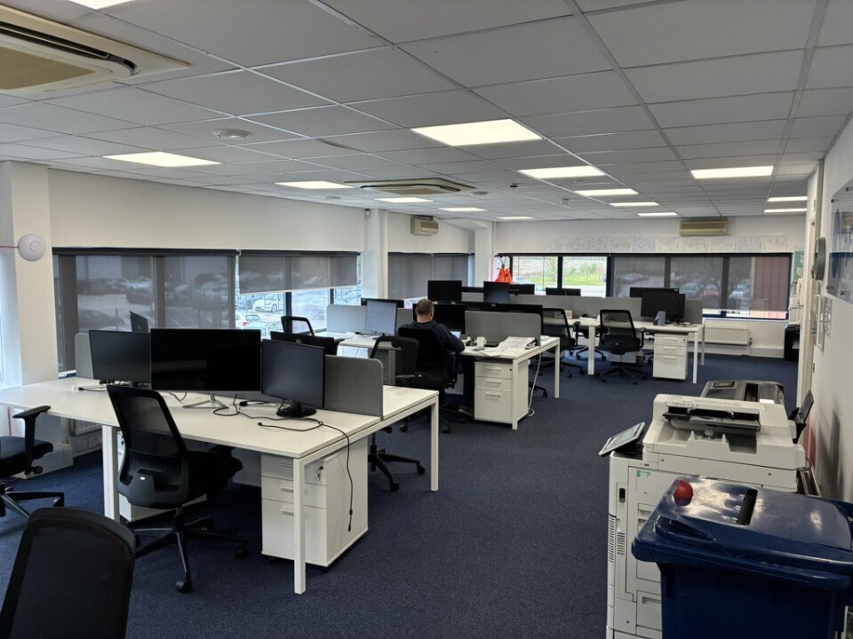 Trafalgar Way, Bar Hill to rent Interior Photo- Image 1 of 4