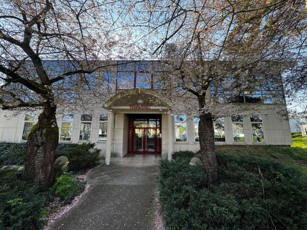 10 Allée Rosa Luxemburg, Eragny to rent Building Photo- Image 1 of 7