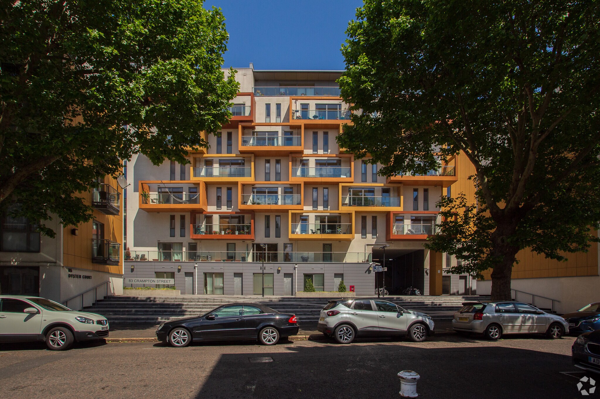 83 Crampton St, London for sale Primary Photo- Image 1 of 1