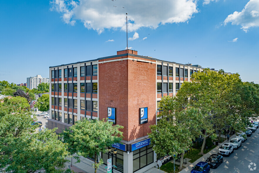 225 King William St, Hamilton, ON for sale - Primary Photo - Image 1 of 1