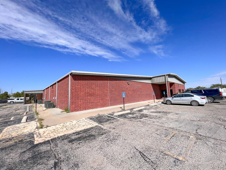 3016 Kermit Hwy, Odessa, TX for rent - Building Photo - Image 2 of 19