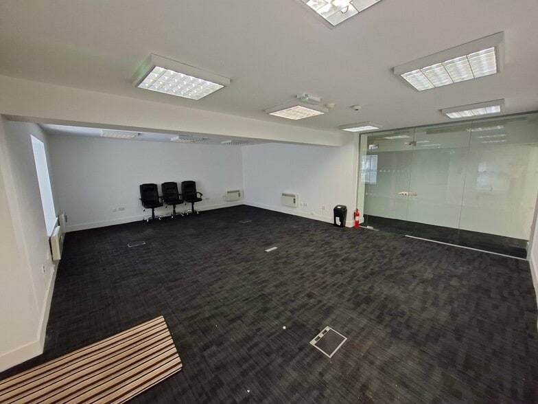 1-3 Albyn Ter, Aberdeen to rent - Building Photo - Image 3 of 5