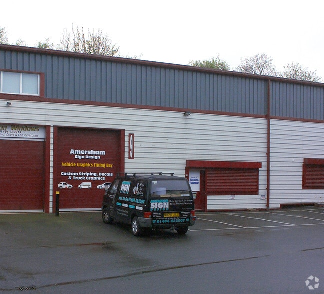 Raans Rd, Amersham to rent - Primary Photo - Image 1 of 3