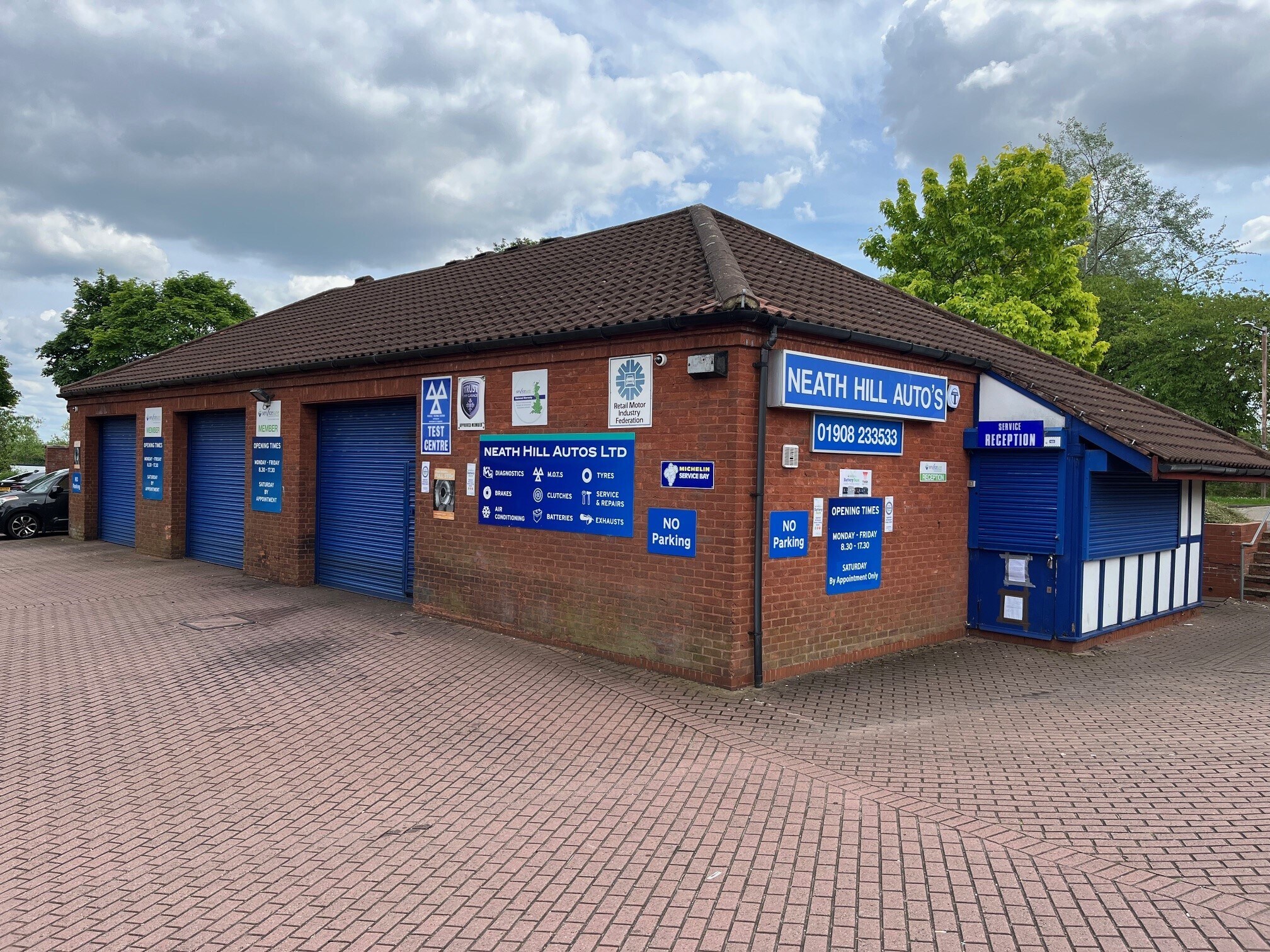 7 Tower Cres, Milton Keynes for sale Building Photo- Image 1 of 1