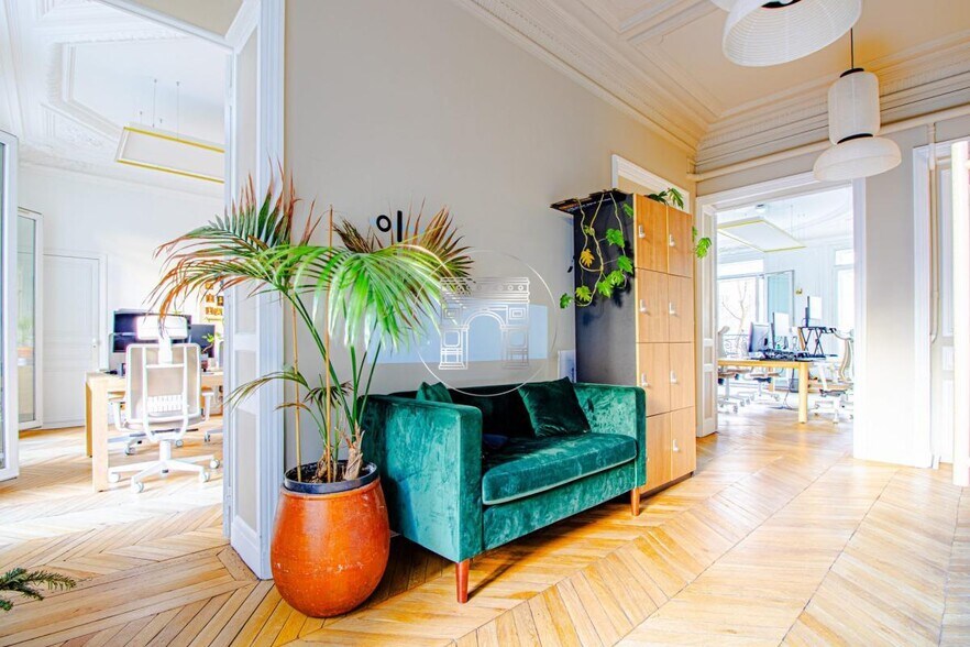 Office in Paris for sale - Interior Photo - Image 2 of 14