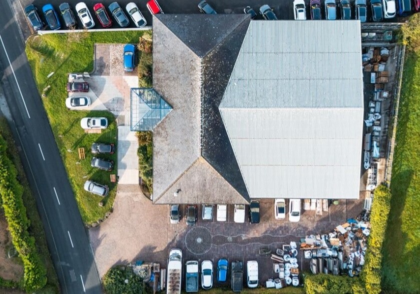 Forest Rd, Guernsey to rent - Building Photo - Image 2 of 5