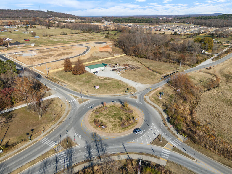 4890 Horn Ln, Springdale, AR for sale - Primary Photo - Image 1 of 13