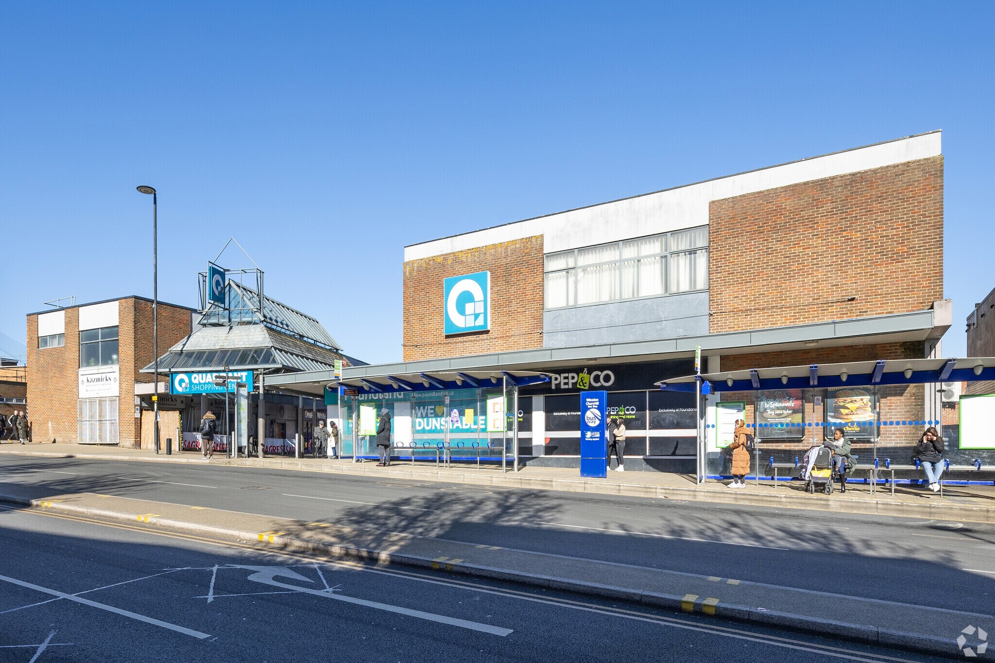 Broadwalk, Dunstable for sale Primary Photo- Image 1 of 3