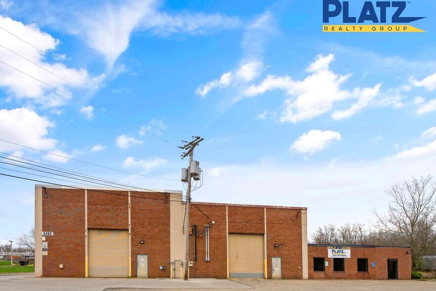 8469 Southern Blvd, Youngstown 44512 Industrial space with cranes