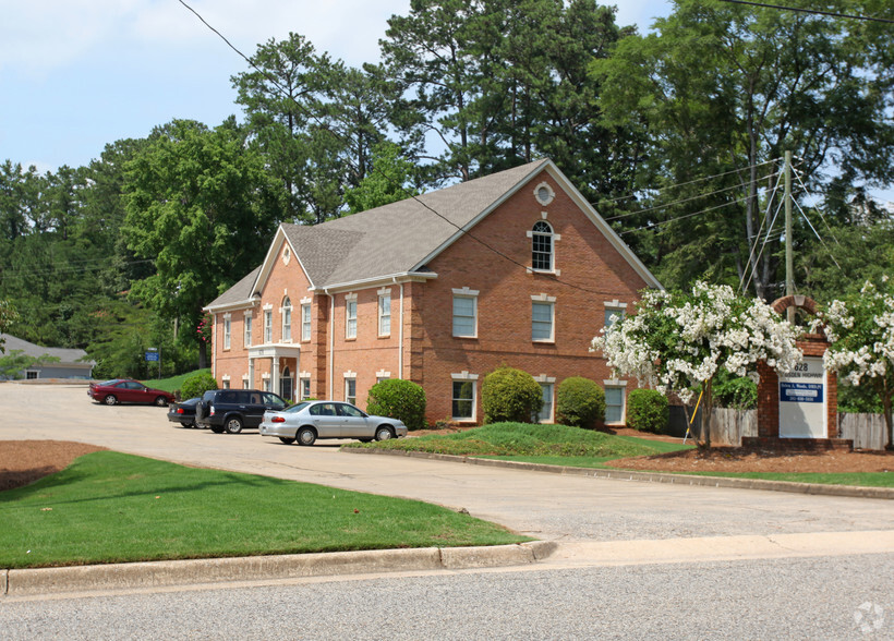 628 Gadsden Hwy, Birmingham, AL for rent - Primary Photo - Image 1 of 6