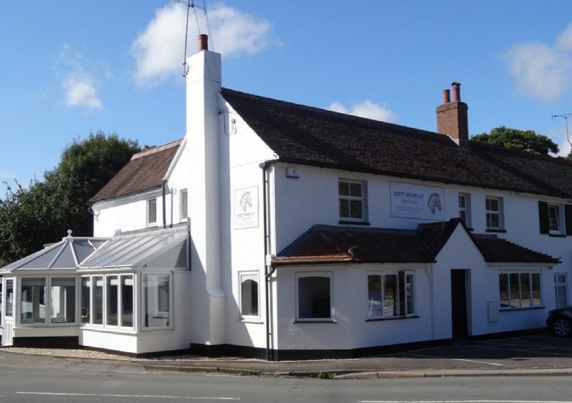 Oakley Hl, Wimborne for sale - Primary Photo - Image 1 of 1