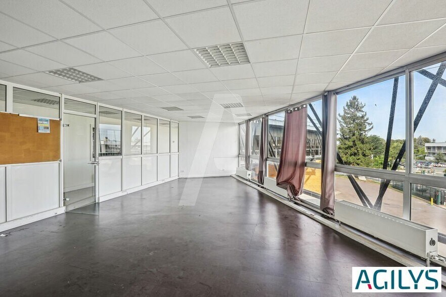 2-16 Boulevard Arago, Wissous to rent - Interior Photo - Image 3 of 8