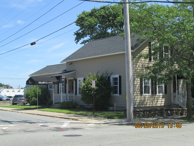 25 1st Ave, East Greenwich, RI for sale - Primary Photo - Image 1 of 1