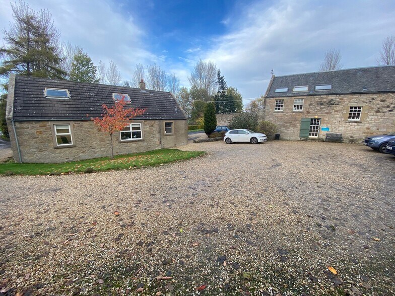 3 Riccarton Mains Rd, Currie for sale - Primary Photo - Image 1 of 1