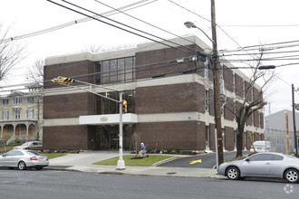 701 Newark Ave, Elizabeth, NJ for sale Building Photo- Image 1 of 1