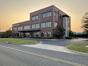 2900 1st Ave S, Birmingham, AL for rent Building Photo- Image 1 of 7