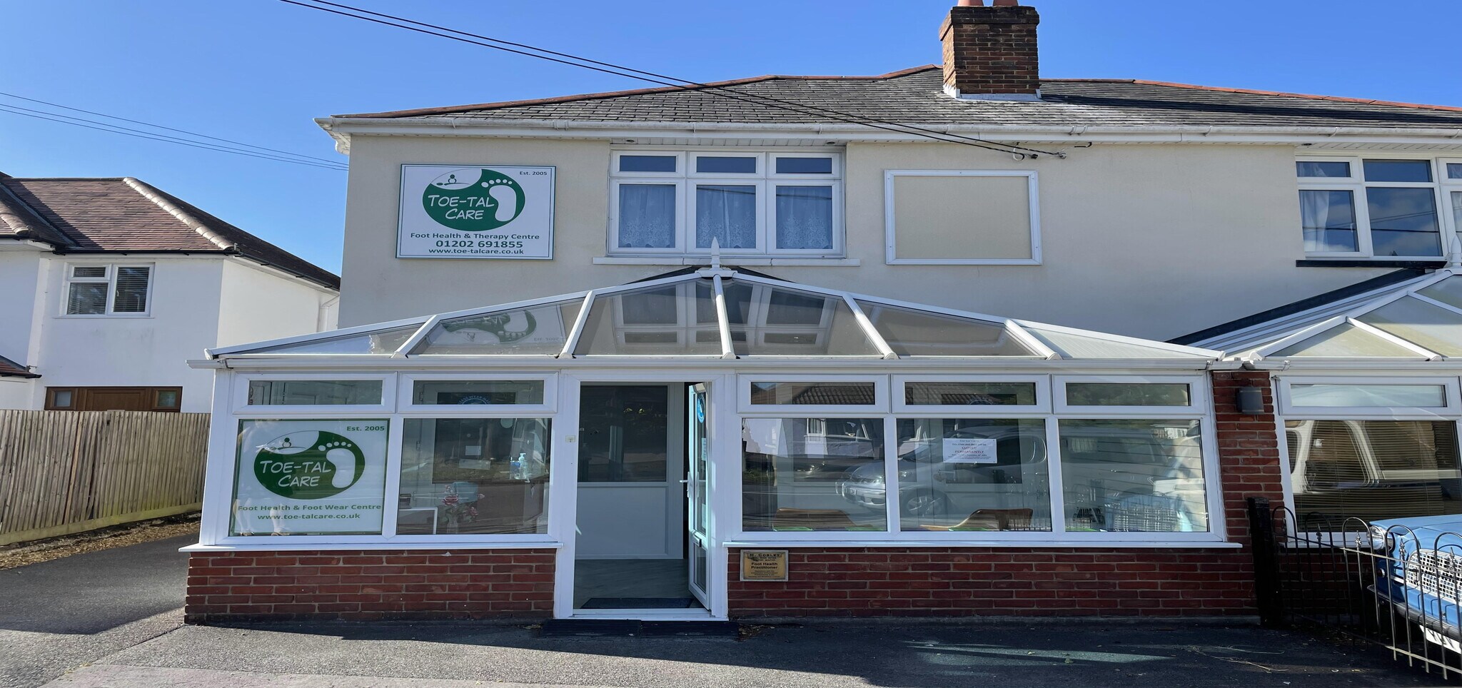 152 Wareham Rd, Corfe Mullen for sale Primary Photo- Image 1 of 1