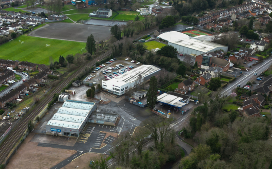 70 Belfast Rd, Lisburn for sale - Aerial - Image 1 of 6