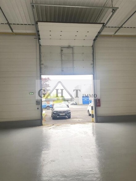 Industrial in Bonneuil-sur-Marne to rent - Building Photo - Image 2 of 4