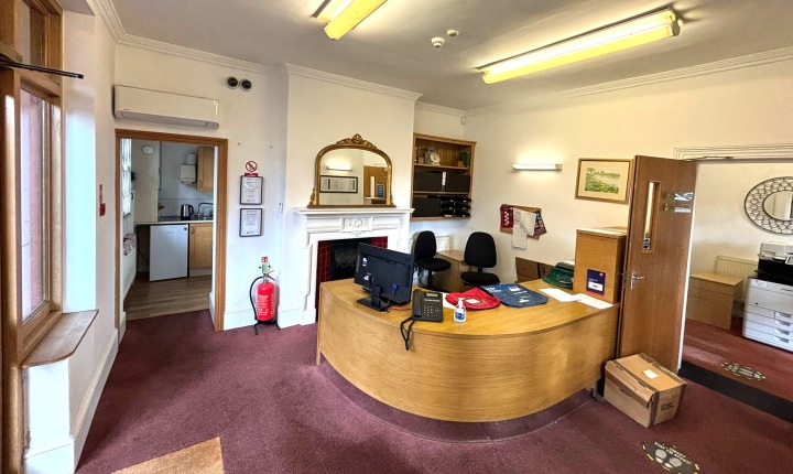 104 South End, Croydon to rent Interior Photo- Image 1 of 2