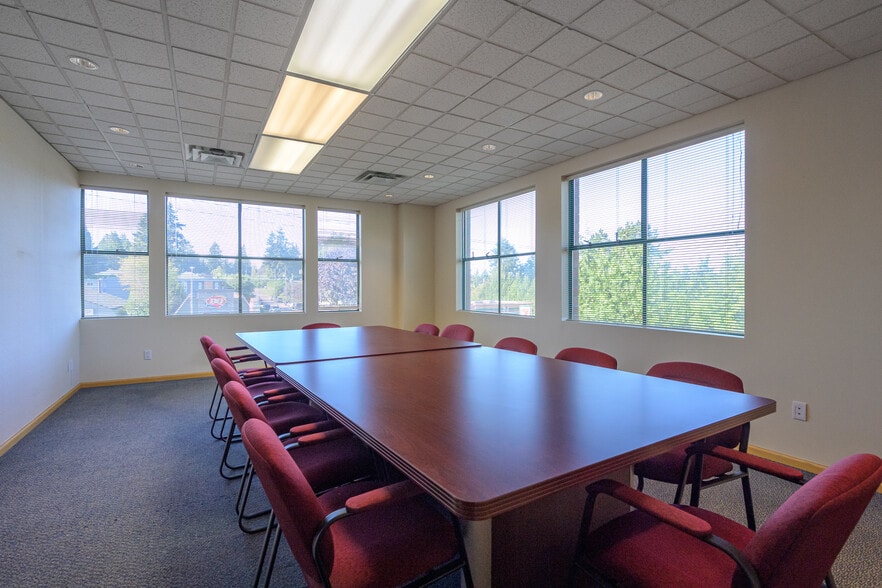 1530 56th St, Delta, BC to rent - Interior Photo - Image 2 of 23