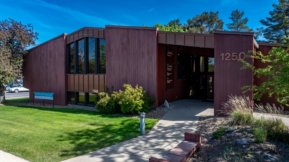 1250 Burns Way, Kalispell, MT to rent - Building Photo - Image 2 of 45